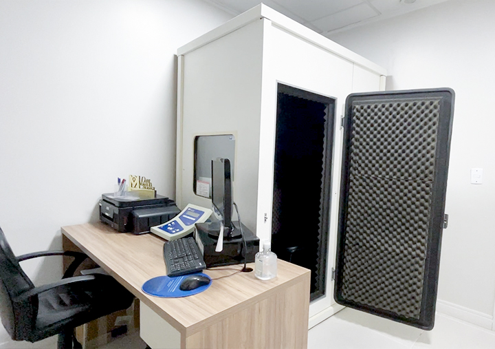 Equipe Cliomed em atendimento ocupacional